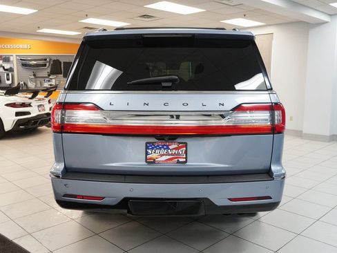 Used 2021 Lincoln Navigator L Black Label w/ Cargo Convenience Package image 9