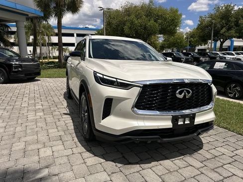 Used 2023 INFINITI QX60 Luxe w/ Cargo Package AWD/4WD image 17