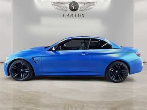 Used 2015 BMW M4 Convertible image 2