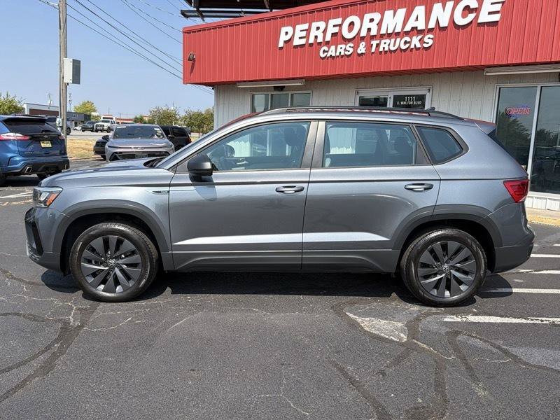Used 2023 Volkswagen Taos S w/ Driver Assistance Package FWD image 11