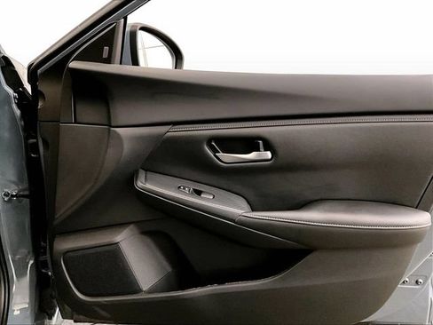 Used 2025 Nissan Sentra SV w/ All-Weather Package FWD image 23