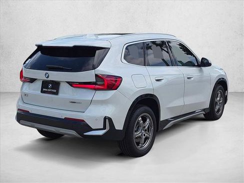 Used 2023 BMW X1 xDrive28i w/ Premium Package AWD/4WD image 5