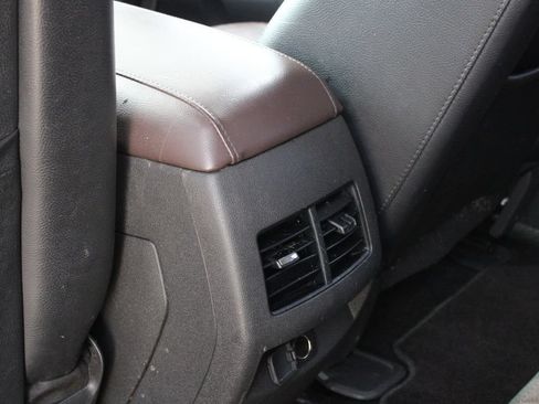 Used 2013 Ford Edge Limited AWD/4WD image 21