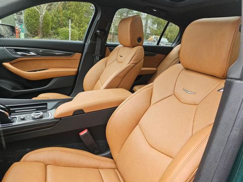 New 2026 Cadillac CT5 V w/ Platinum Package image 31