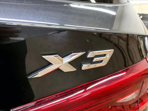 Used 2018 BMW X3 xDrive30i AWD/4WD image 11