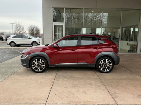 Used 2023 Hyundai Kona Limited image 19