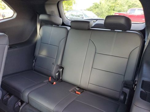 Used 2024 GMC Acadia Elevation w/ Black Edition FWD image 16