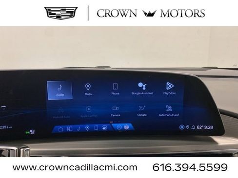 Certified 2024 Cadillac Lyriq Luxury image 11