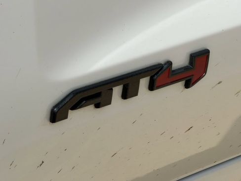 Used 2020 GMC Sierra 1500 AT4 w/ AT4 Premium Package AWD/4WD image 11