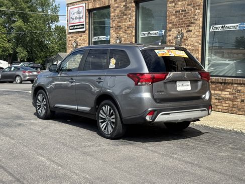 Used 2020 Mitsubishi Outlander ES AWD/4WD image 3