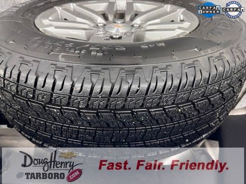 Used 2024 Chevrolet Colorado LT w/ LT Convenience Package II image 14