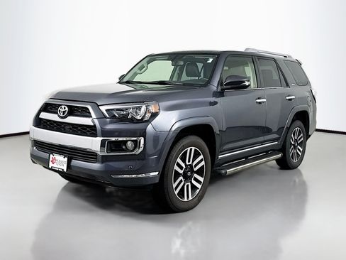 Used 2016 Toyota 4Runner Limited AWD/4WD image 3