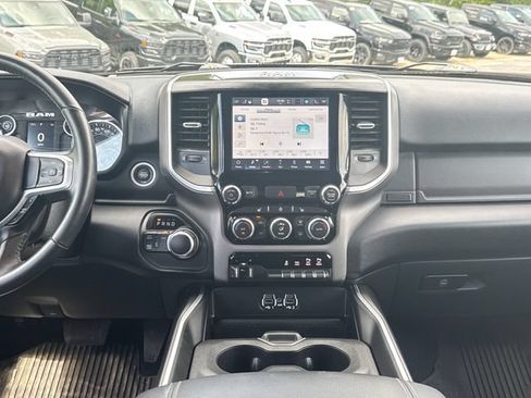 Used 2024 RAM 2500 Big Horn w/ Sport Appearance Package AWD/4WD image 33