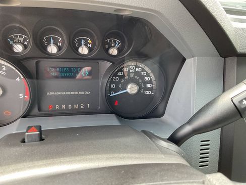 Used 2012 Ford F550 2WD Regular Cab Super Duty w/ Payload Upgrade Pkg image 29