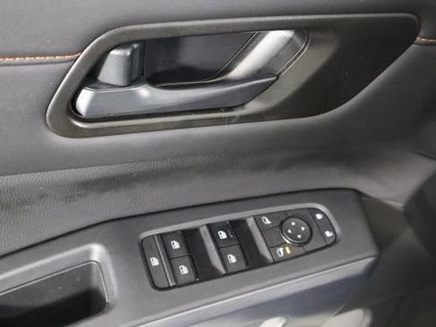 Used 2025 Nissan Pathfinder Rock Creek AWD/4WD image 22