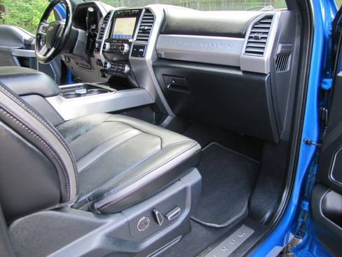 Used 2021 Ford F350 Platinum AWD/4WD image 21