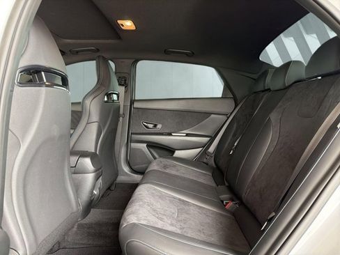 Used 2025 Hyundai Elantra N FWD image 11