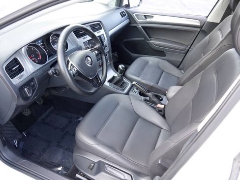 Used 2015 Volkswagen Golf TDI S FWD image 6