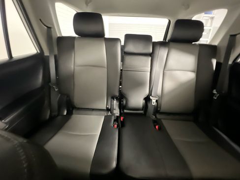 Used 2020 Toyota 4Runner SR5 Premium w/ Moonroof Package RWD image 33