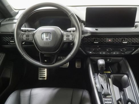 Used 2025 Honda Accord Sport image 20