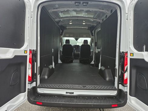 New 2026 Ford Transit 250 148 Medium Roof w/ Load Area Protection Package image 23