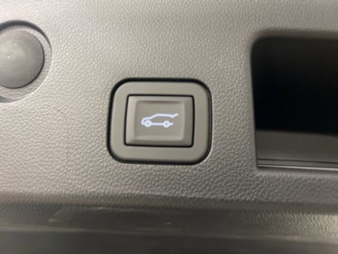 New 2026 Chevrolet Equinox LT image 7