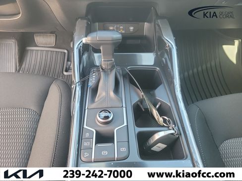 New 2026 Kia Sorento LX FWD image 27