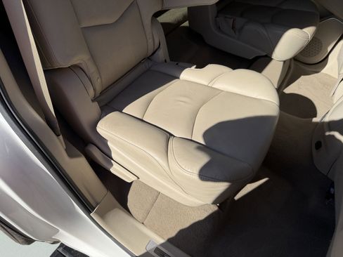 Used 2020 Cadillac Escalade Premium Luxury image 46