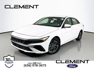 Used 2024 Hyundai Elantra SEL FWD video 1