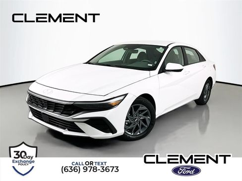 Used 2024 Hyundai Elantra SEL FWD image 1