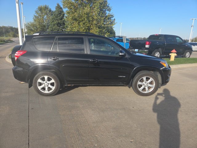 Used 2011 Toyota RAV4 Limited AWD/4WD image 2