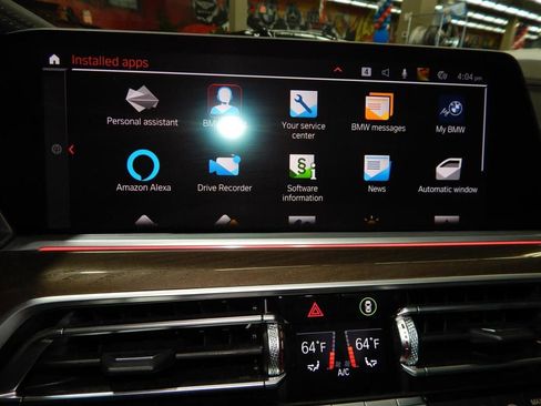 Used 2022 BMW X5 xDrive40i w/ M Sport Package image 25