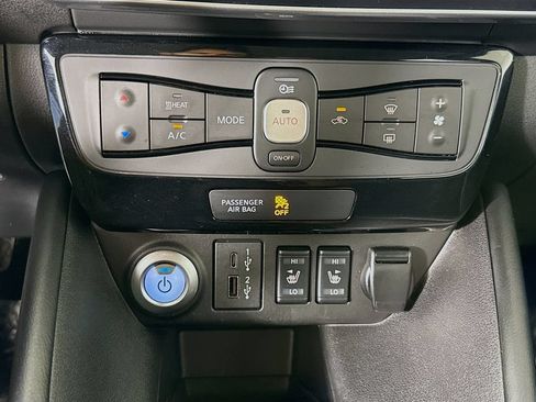 Used 2023 Nissan Leaf SV Plus FWD image 17