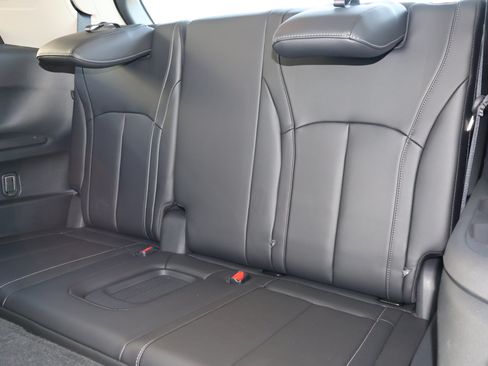 Certified 2025 INFINITI QX60 Luxe AWD/4WD image 18