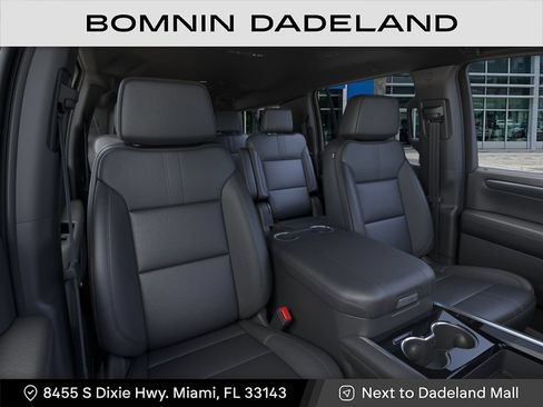 New 2026 Chevrolet Suburban RST RWD image 16