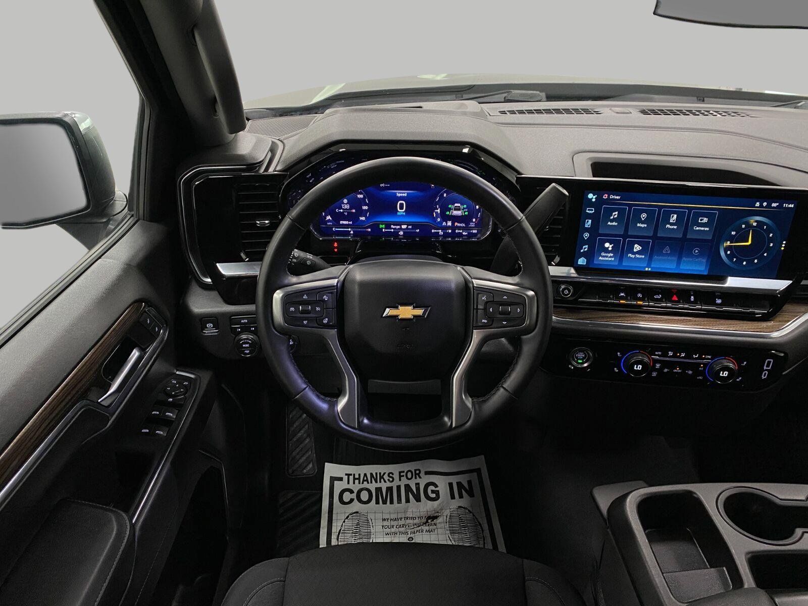 Used 2024 Chevrolet Silverado 1500 LT AWD/4WD image 14