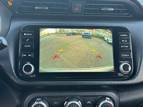 Used 2024 Nissan Kicks SV image 28