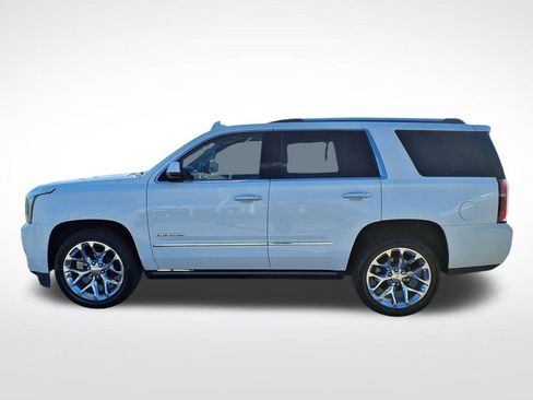 Used 2020 GMC Yukon Denali w/ Denali Premium Package RWD image 13