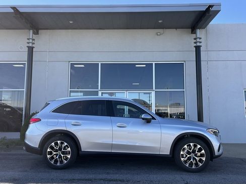 Certified 2025 Mercedes-Benz GLC 350e 4MATIC image 7