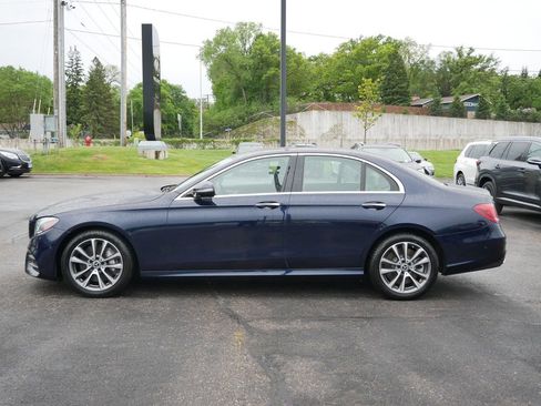 Used 2020 Mercedes-Benz E 450 4MATIC Sedan image 3