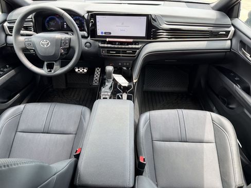 Used 2026 Toyota Camry XSE FWD image 15