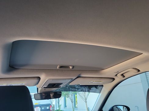 Used 2025 Honda CR-V EX-L image 21