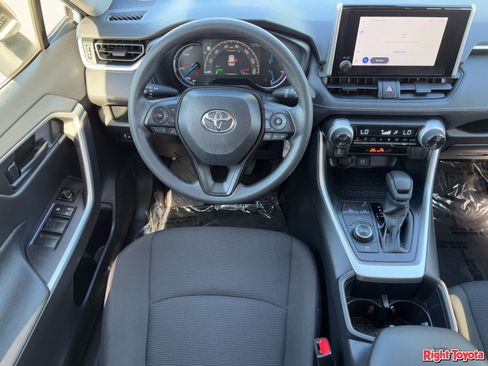 Certified 2025 Toyota RAV4 LE AWD/4WD image 16