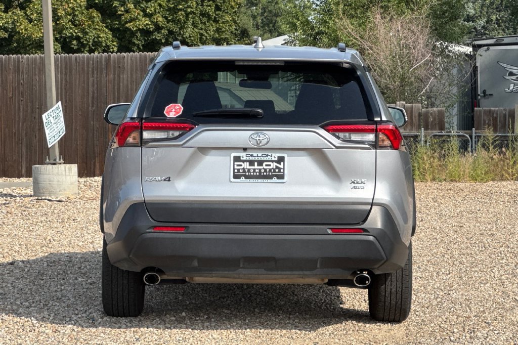 Used 2025 Toyota RAV4 XLE AWD/4WD image 7