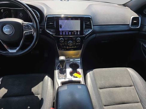 Used 2020 Jeep Grand Cherokee Altitude image 12