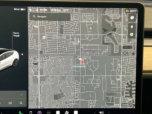 Used 2020 Tesla Model 3 Standard Range image 9