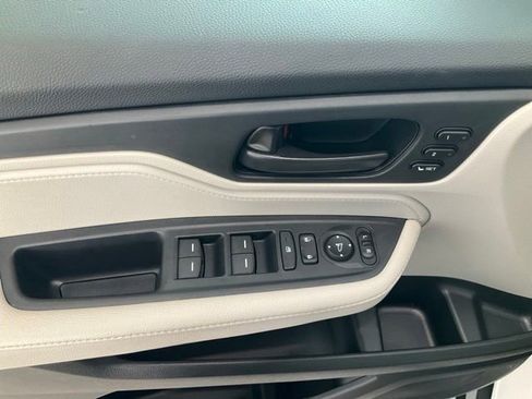 Certified 2026 Honda Odyssey EX-L image 6
