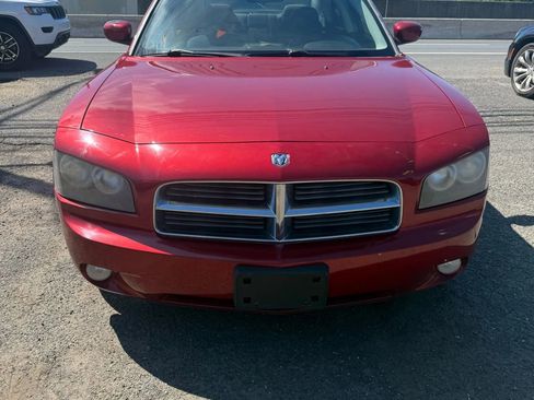 Used 2010 Dodge Charger SXT image 2