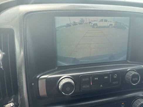 Used 2018 Chevrolet Silverado 1500 LT w/ Trailering Package AWD/4WD image 19