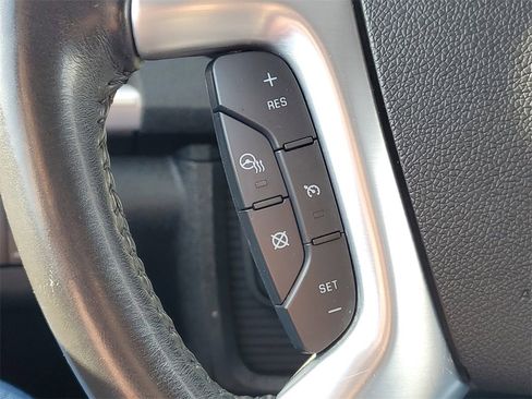 Used 2017 GMC Acadia Limited SLT image 25